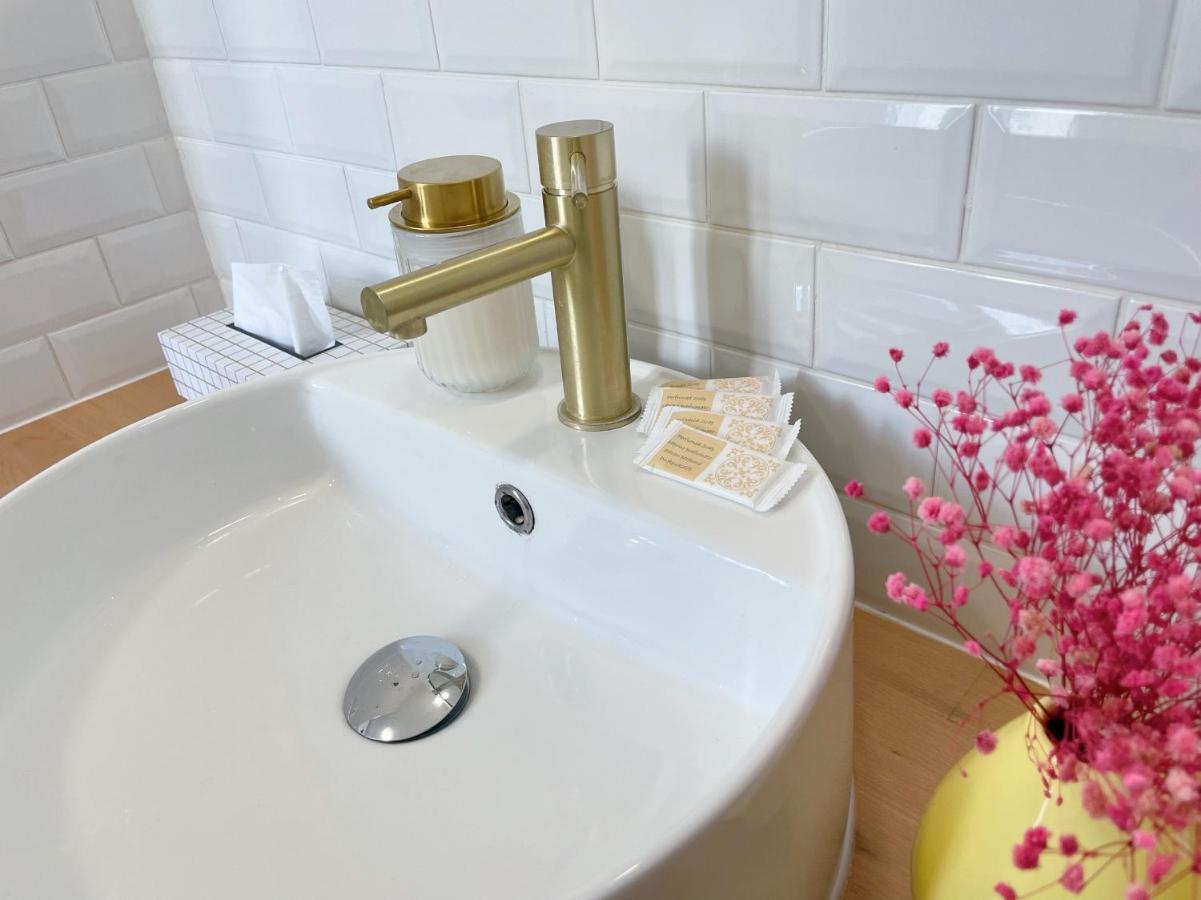 Le Nid Doux - Proche Paris & Metro Apartment วีลุชวีฟ ภายนอก รูปภาพ